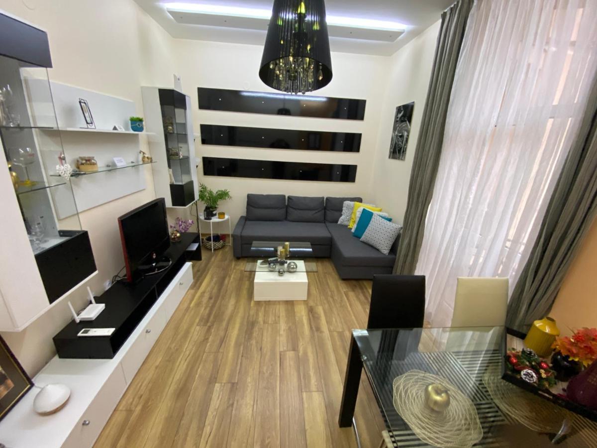 Cozy Apartment In Downtown Sofia - Tsar Samuil Street Exterior photo